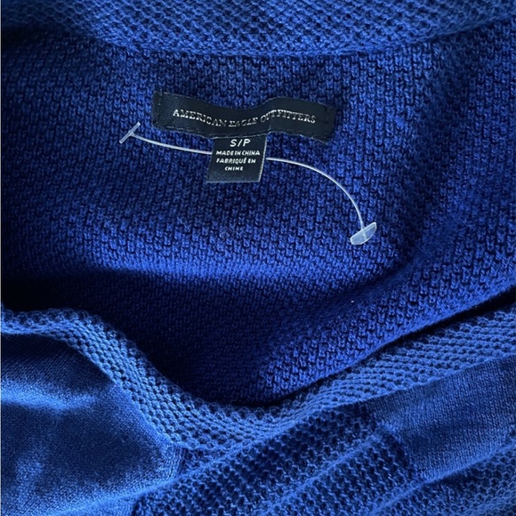 American Eagle Pullover - Picture 6 of 6